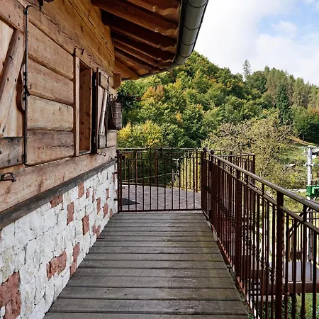 Alabama Chalet *