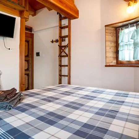 Alabama Chalet *
